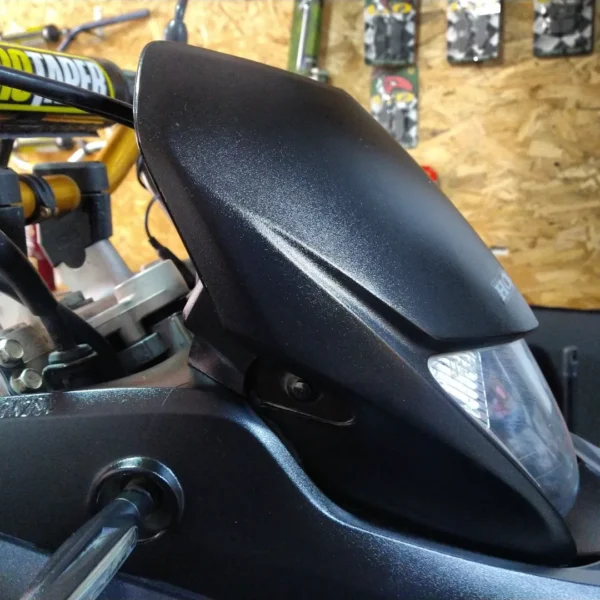 Restauración partes negras motos